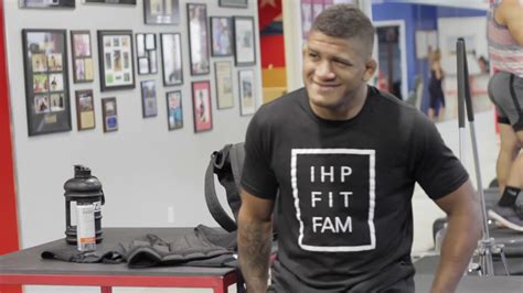 Strength And Conditioning Ufc Fighter Gilbert Burns Ufc Espn Youtube