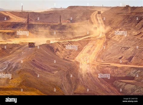 Iron Ore Mine Pilbara Western Australia Stock Photo Alamy