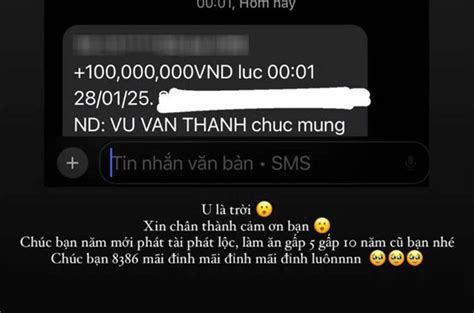Hot girl nóng bỏng khoe được Văn Thanh mừng tuổi 100 triệu đồng