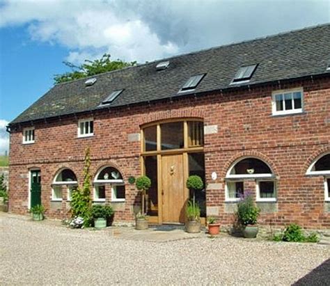 6 bedroom holiday cottage in Ashbourne Derbyshire, England | Hot-tub ...