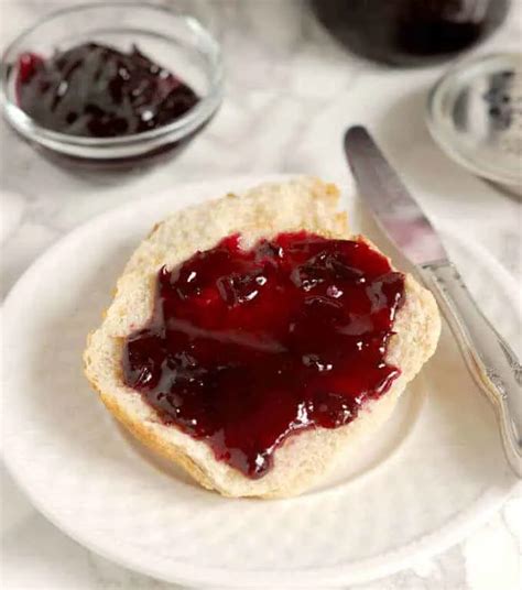 Concord Grape Jam With Vanilla Baking Sense