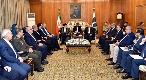 Pakistan And Iran Pledge To Enhance Cooperation Aim For 10 Billion Trade Volume Daily The Azb