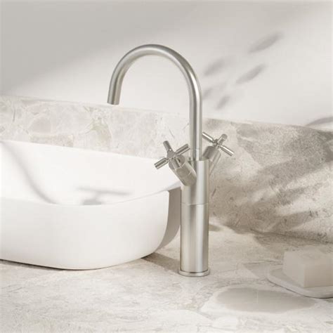 Steinberg Serie 250 Mélangeur pour lavabo Avec tirette et garniture de