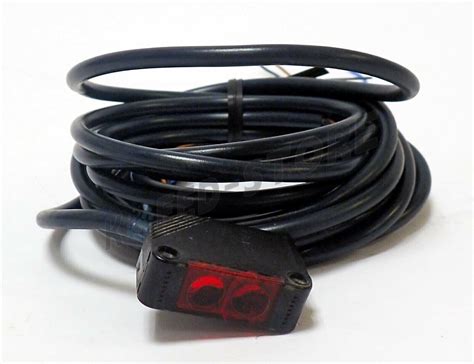 1PCS New OMRON E3Z R81 Photoelectric Switch Sensors Cable EBay