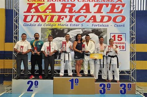 Seleção Oeirense De Karatê Conquista 20 Medalhas Em Campeonato De Karatê