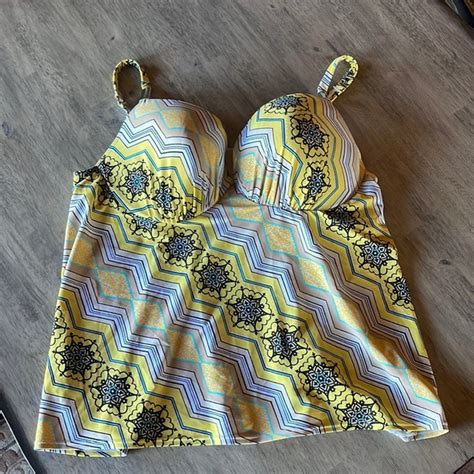 Cacique Swim Swim By Cacique Tankini Top Yellow Zigzag Geo Print