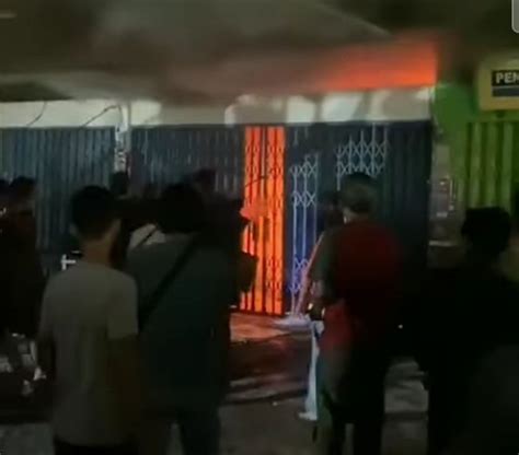 Kantor BPOM Jakarta Terbakar 17 Mobil Pemadam Kebakaran Dikerahkan