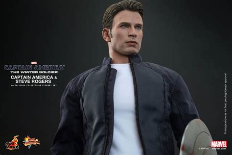 Hot Toys Captain America Stealth Strik Suit Steve Rogers 16 Hot Toys Blog