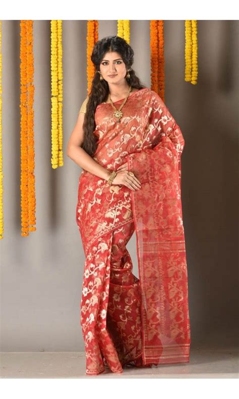 Red Dhakai Jamdani Saree Colors Of Bengal Adi4690 Adimohinimohankanjilal Dhakai