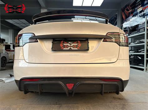 For Tesla Model X Plaid 2021 2022 2023 C Style Rear Diffuser Rear