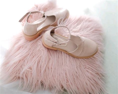 Sepatu Docmart Babypink Fesyen Wanita Sepatu Di Carousell