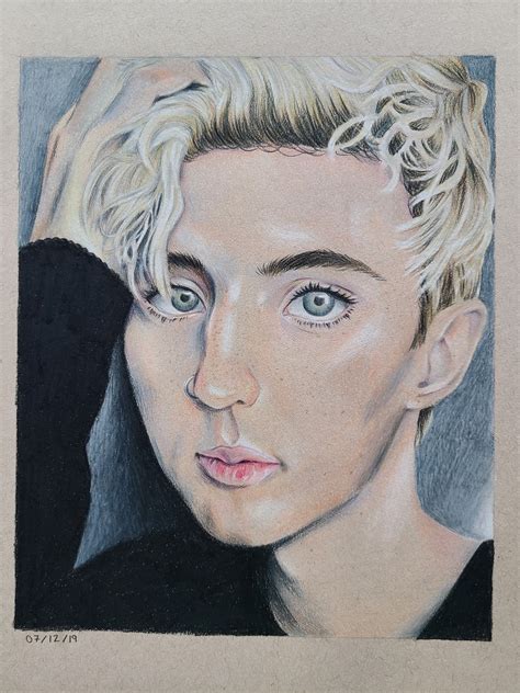 Troye Sivan Drawing