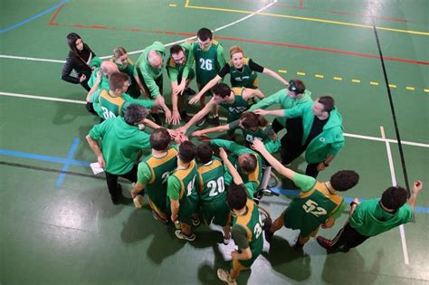 Sant Omobono I Ragazzi Del Baskin Giocano Con Una Squadra Di Basket Di