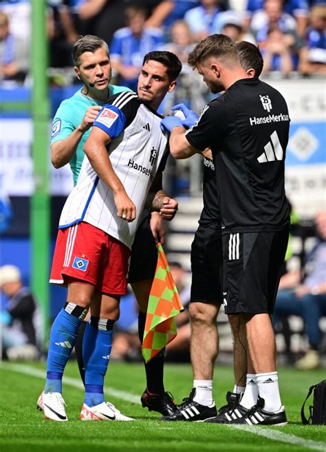 Wieder Schulterprobleme HSV Torschütze Reis gibt Auskunft