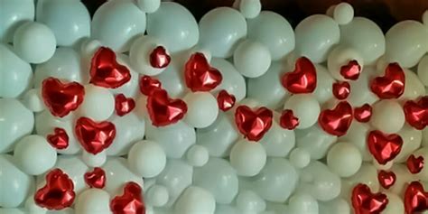 Heart Themed White Balloons Wall Decoration Balloon Decoration In