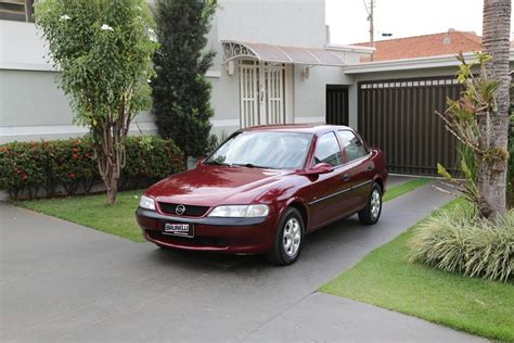 Vectra Gl Uma Vers O De Entrada Muito R Pida E Confort Vel