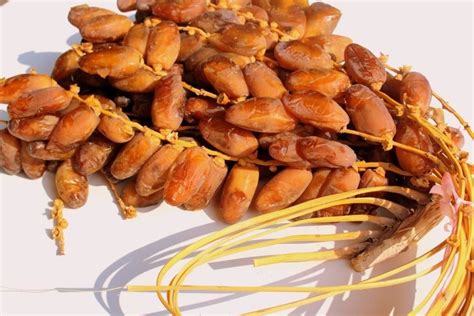 DEGLET NOOR DATES WHAT IS THE DIFFERENCE BETWEEN ALGERIAN AND ...
