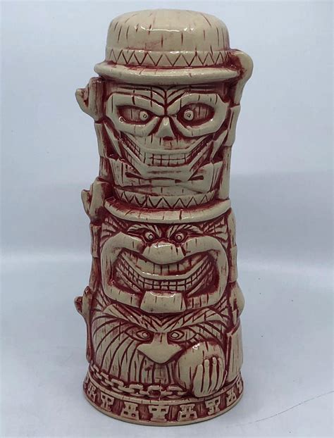 Walt Disney World Trader Sam S Hitchhiking Ghost Tiki Mug ID