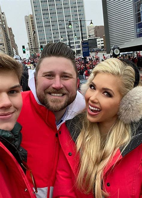 Nfl Super Bowl Gracie Hunt La Hija Instagramer De Clark Hunt