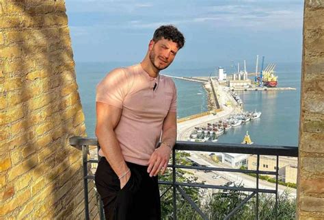 Andrea Della Cioppa Chi Il Tentatore Di Temptation Island Lo