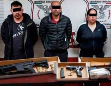 Detienen A Dos Hombres Y A Mujer En Posesi N De Armas Largas Y Cortas