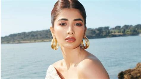 Pooja Hegde Skin Care Beauty Secrets Behind Pooja Hegde Flawless Skin Pooja Hegde Beauty