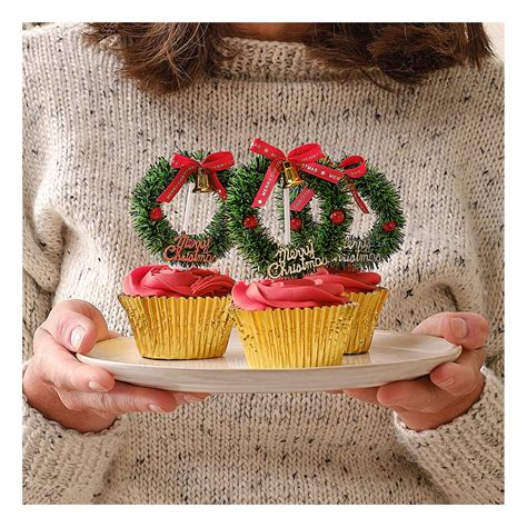 Traditional Christmas Wreath Cupcake Toppers Pack Hobbycraft