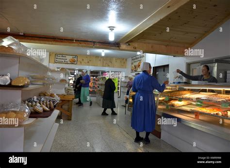 Amish Women Shopping Inside Hershbergers Farm And Bakery Near