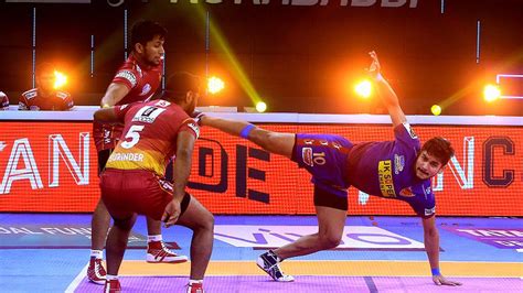 Pro Kabaddi PKL 8 Final: Dabang Delhi's Naveen Kumar ft. Diljit Dosanjh ...