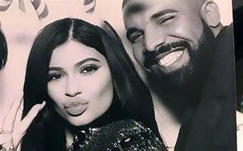 Kylie Jenner E Drake Ficaram Muito Próximos Em Festa De Aniversário Do