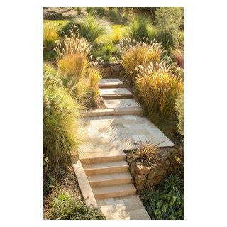 Travertine Steps With Rock Retaining Walls Montagne Jardin San