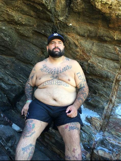 U Like The Beach And Daddys Nudes GayChubs NUDE PICS ORG