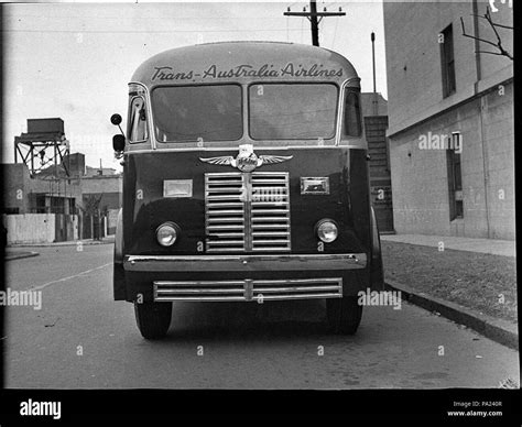 Melbourne Bus Hi Res Stock Photography And Images Alamy