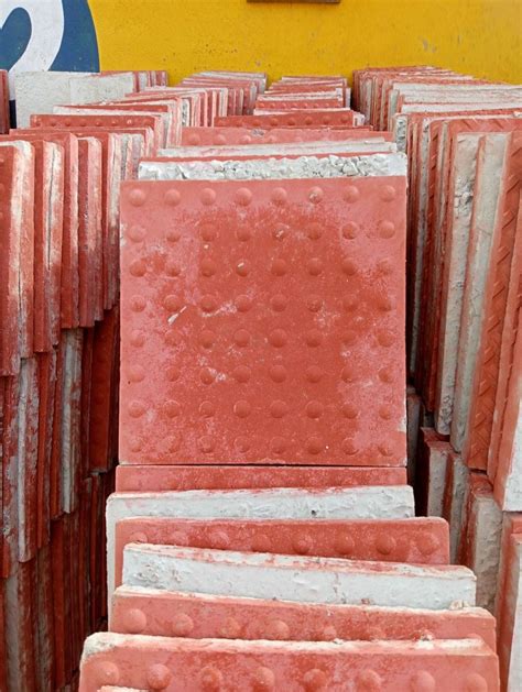 Red Concrete Chequered Tiles Size 250x250 Mm Thickness 10 Mm At Rs