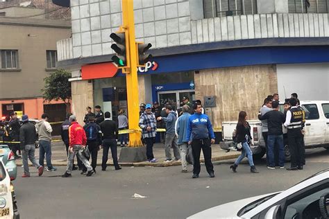 Bre A Capturan A Delincuentes Que Asaltan Agencia Bancaria Tvper