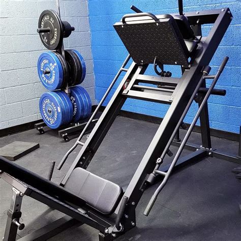 types  leg press machines   difference