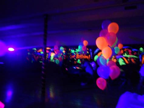 Black light party ideas - cwfery