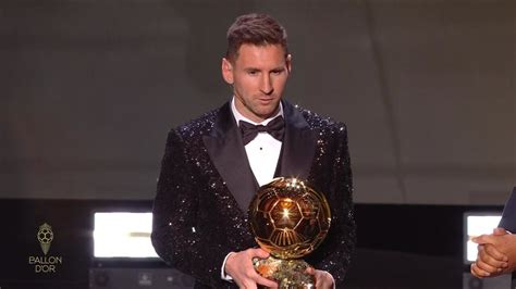 Messi conquista Bola de Ouro pela sétima vez e se isola ainda mais como