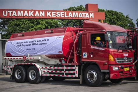 Truk Tangki BBM Pertamina Mulai Distribusikan BBM Di Palu ANTARA Sumbar