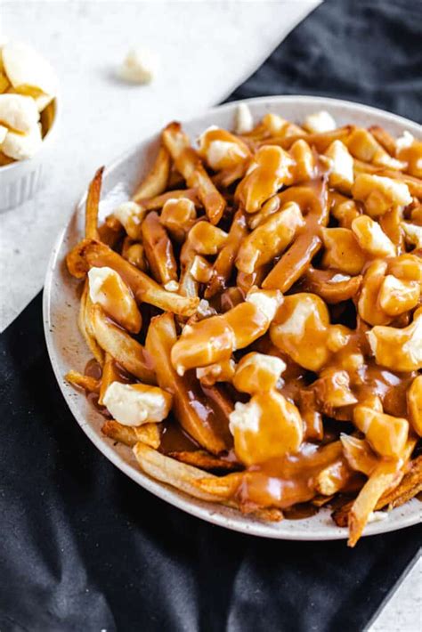 Authentic Canadian Poutine Recipe Queenslee Appétit