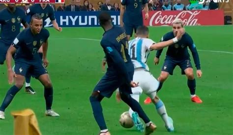 Argentina Vs Francia Ángel Di María Y La Polémica Falta Que Terminó En