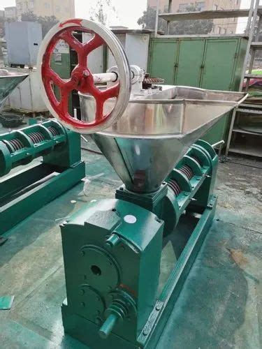 Cold Press Mini Oil Mill Expellers Capacity 4 To 5 Ton At Best Price