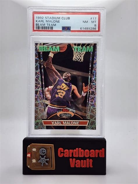 1992 Stadium Club Beam Team Karl Malone 17 PSA 8