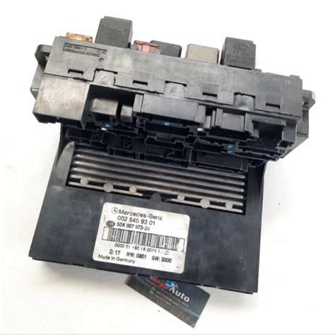 Jual Front Sam Fuse Box Depan Mercedes Benz W203 Shopee Indonesia