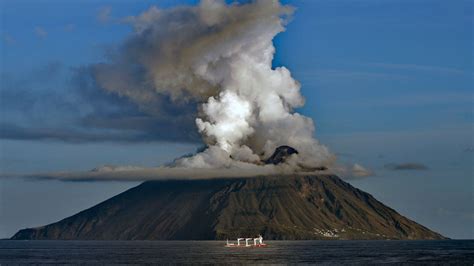 Stromboli, The Volcano Helping To Predict When Others May Erupt ...