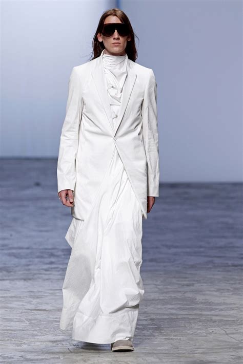 Rick Owens Menswear Fashion Show Collection Spring Summer