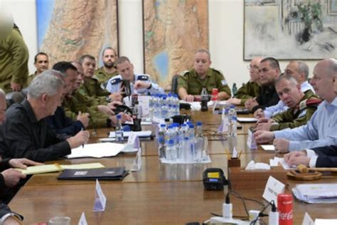 Israeli War Cabinet Favours Retaliation To Iranian Attack Divided Over Timing And Scale The