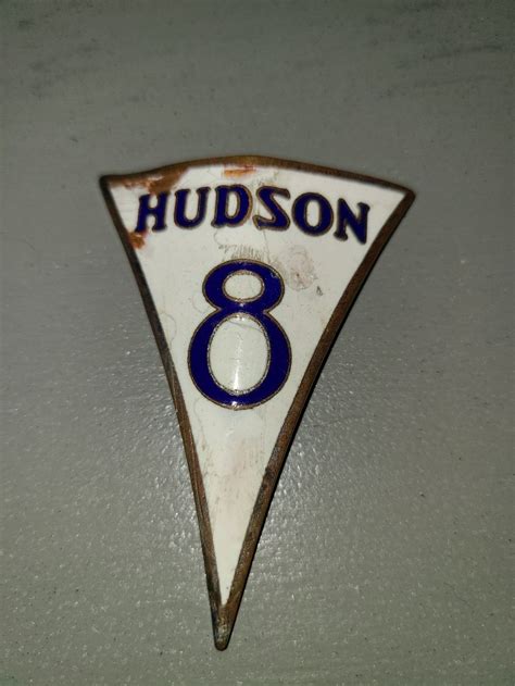 Emblem Id — Hudson Essex Terraplane Open Forum