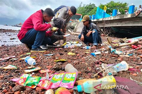 Dlh Ternate Antisipasi Sampah Ancam Kelestarian Biota Laut Antara News