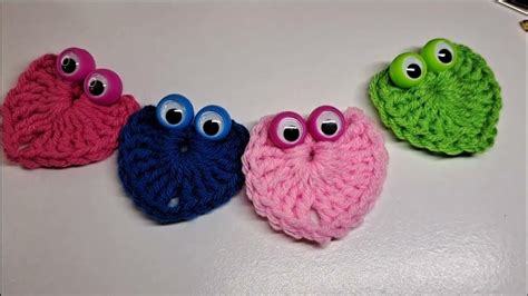 How To Crochet A Googly Eyed Small Heart Lisalovescrochetandknit